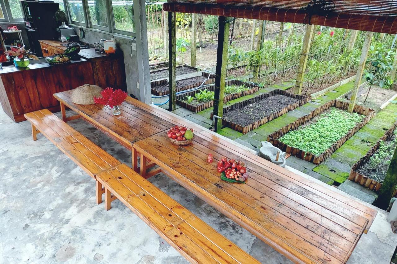 Vườn Nhà Ngoại Garden Homestay Hô Chi Minh-Ville Extérieur photo